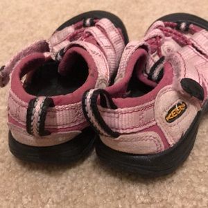 Keen Fisherman Sandals size 7